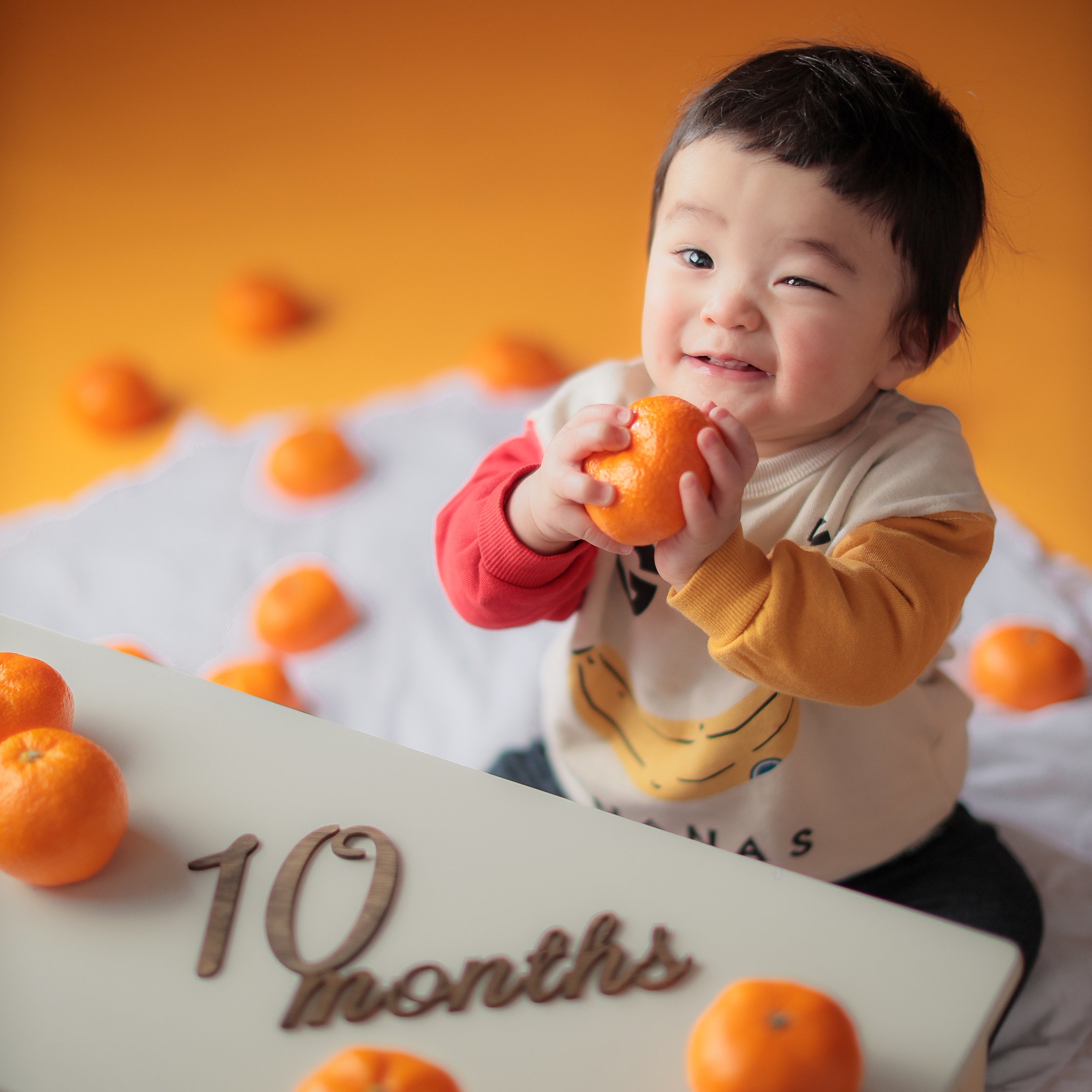 10ヶ月の赤ちゃんとみかん